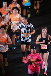 BIB: 20848, 4462, 22484, 21936, 042, 27876
                            <button type="button" onclick="openModal(23035019)" class="btn btn-primary btn-sm float-right btn-popup" data-toggle="modal" data-target=".modal-high-quality">
                        <i class="fas fa-shopping-cart"></i> Add to Cart
                    </button>
                                            <button type="button" onclick="isThisMe(23035019, true)" class="btn btn-success btn-sm float-right btn-popup btn-isme hidden" data-toggle="tooltip" data-placement="bottom" title="นี่คือรูปของคุณใช่ไหม คลิกที่นี่เพื่อเอาเข้าอัลบั้ม">
                        <i class="fas fa-plus"></i> Add to album
                    </button>
                    <button type="button" onclick="isThisMe(23035019, false)" class="btn btn-warning btn-sm float-right btn-popup btn-isnotme hidden">
                        <i class="fas fa-ban"></i> Remove from album
                    </button>